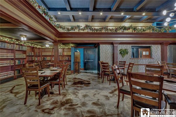 Dining room, Interior