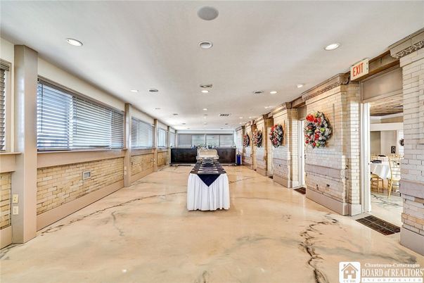 Interior, Recessed Lighting