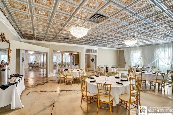Chandelier, Dining room, Interior