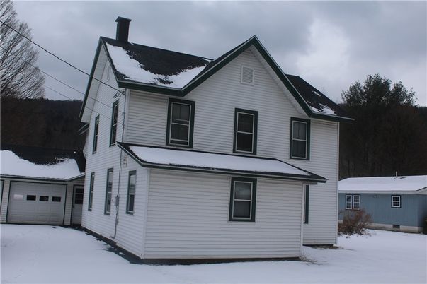 Attached, Detached Garage, Exterior, Facade, Farmhouse