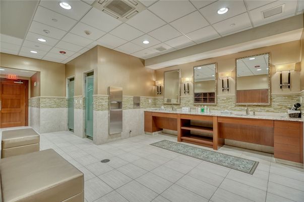 Bathroom, Interior, Recessed Lighting