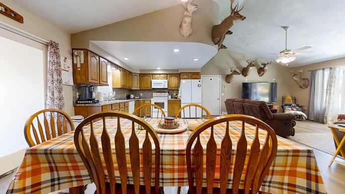 Dining room, Interior, Kitchen, Recessed Lighting, Wood Texture Flooring