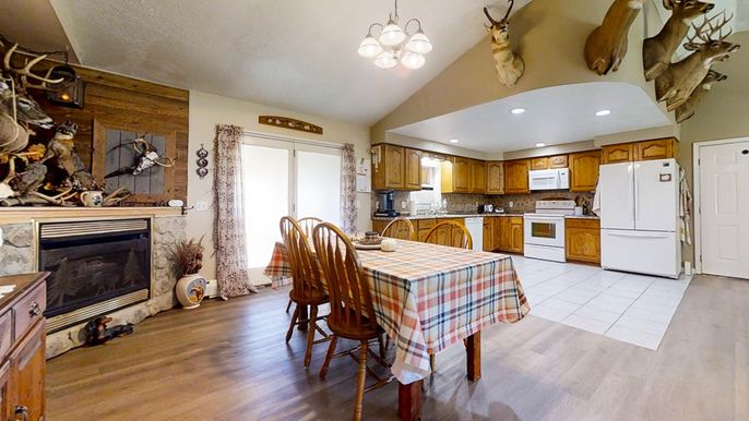 Fireplace, Interior, Kitchen, Pendant Lights, Recessed Lighting, Wood Texture Flooring