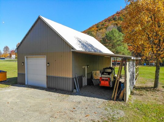 Detached Garage, Exterior