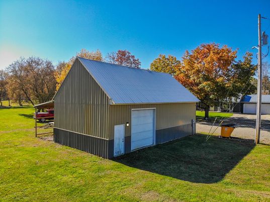 Backyard, Detached Garage, Exterior