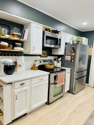 Interior, Kitchen, Recessed Lighting, Wood Texture Flooring
