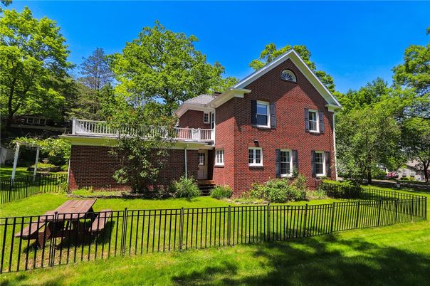 Exterior, Facade, Brick Facade, Brick Traditional