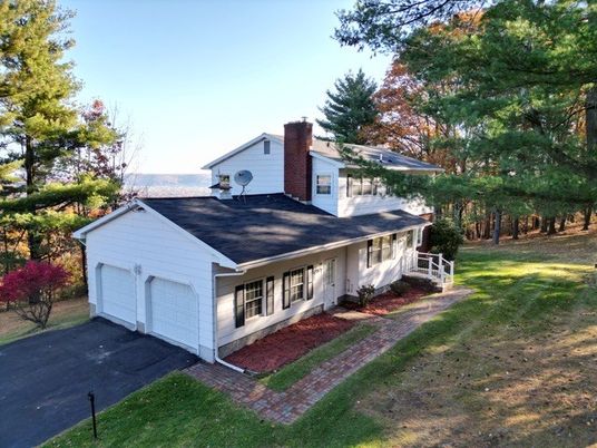 Backyard, Detached Garage, Exterior