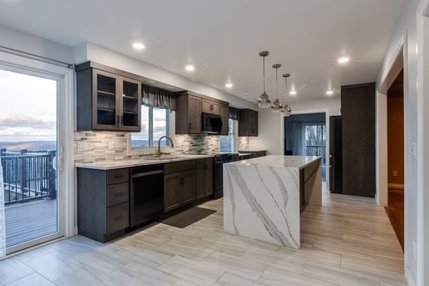 Interior, Kitchen, Pendant Lights, Recessed Lighting, Wood Texture Flooring