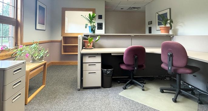 Home Office, Interior