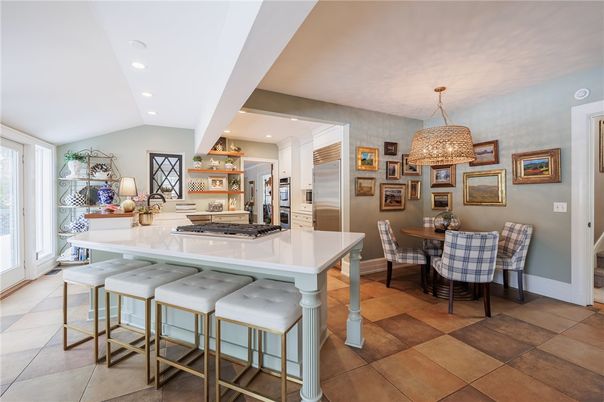 Dining room, Interior, Kitchen, Pendant Lights, Recessed Lighting