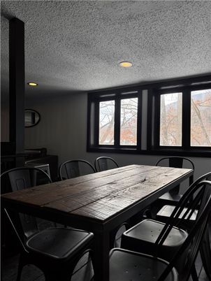 Dining room, Interior, Recessed Lighting