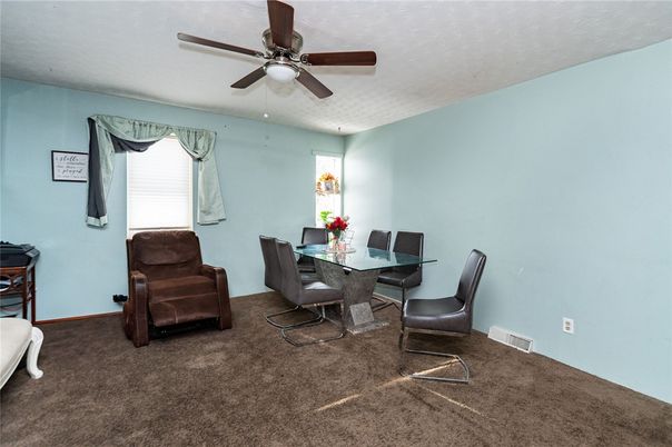 Dining room, Interior