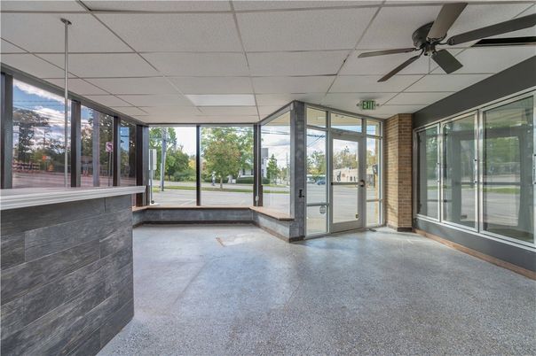 Empty room, Interior, Sun Room