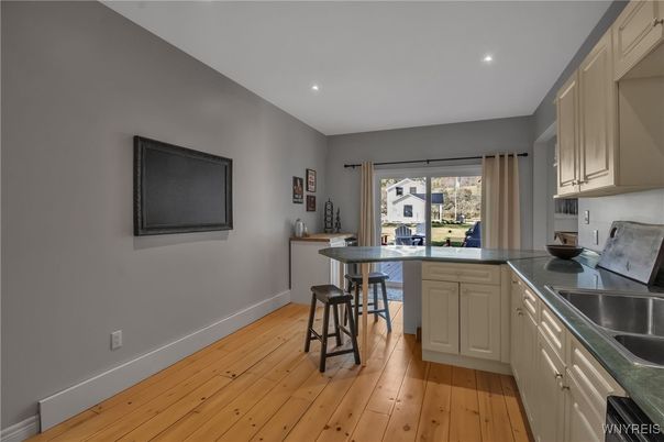 Interior, Kitchen, Recessed Lighting, Wood Texture Flooring