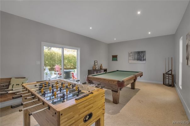 Billiard Table, Game Room, Interior, Recessed Lighting