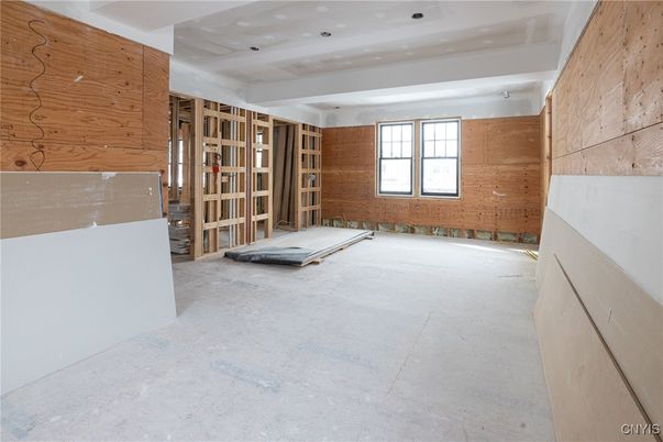 Empty room, Interior, Recessed Lighting, Wooden Walls