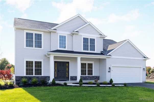 Attached, Exterior, Facade, Farmhouse