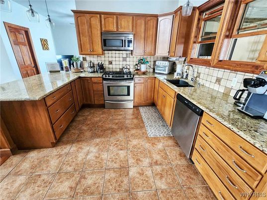 Interior, Kitchen, Stainless Steel Appliances