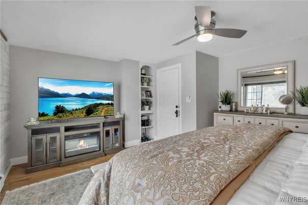 Bedroom, Fireplace, Interior, Wood Texture Flooring