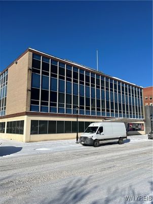 Exterior, Facade, Highrise