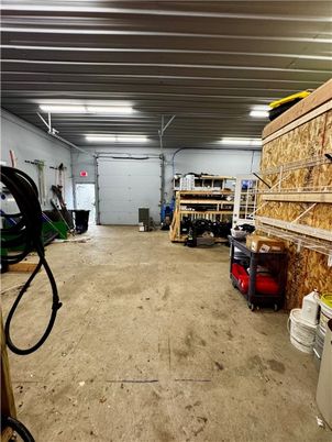 Garage, Interior