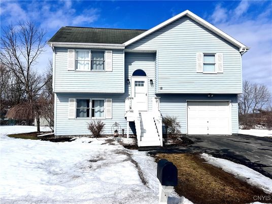 Attached, Exterior, Facade, Raised Ranch