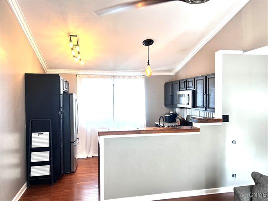 Interior, Kitchen, Pendant Lights, Wood Texture Flooring