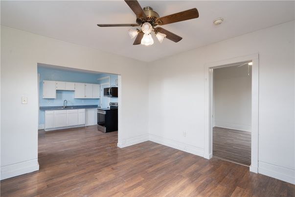 Empty room, Interior, Kitchen, Wood Texture Flooring