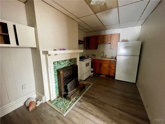 Fireplace, Interior, Kitchen, Wood Texture Flooring