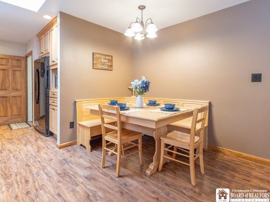 Chandelier, Dining room, Interior, Recessed Lighting, Wood Texture Flooring