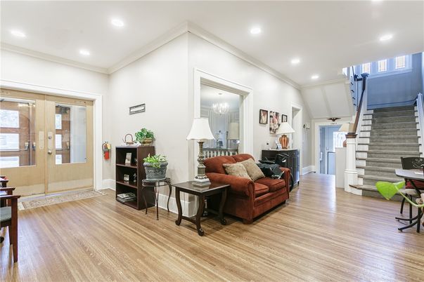 Interior, Living room, Recessed Lighting, Wood Texture Flooring