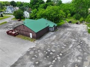 Exterior, Drone