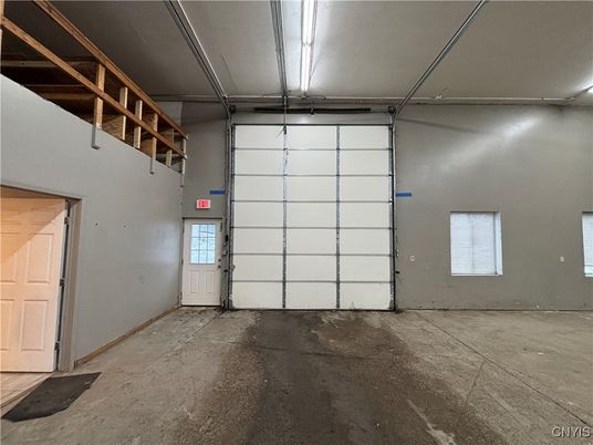 Garage, Interior