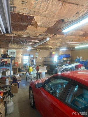 Garage, Interior