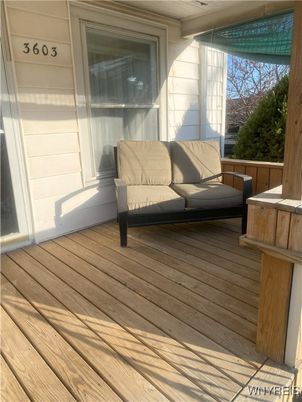 Exterior, Wood Texture Flooring