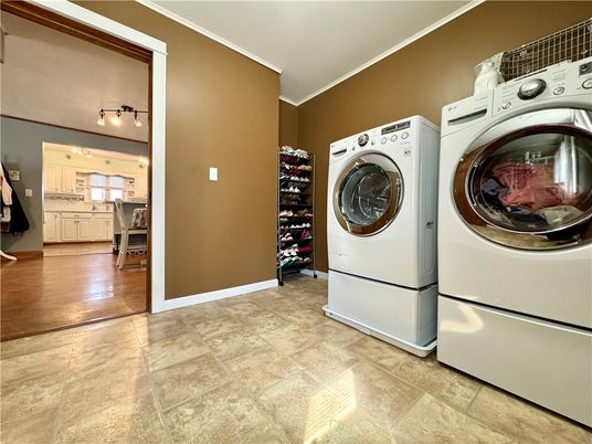 Interior, Utility Closets, Washer