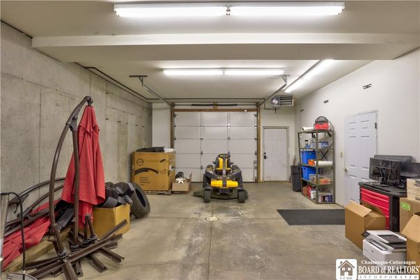 Garage, Interior