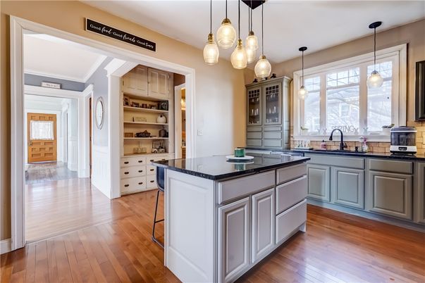 Interior, Kitchen, Pendant Lights, Wood Texture Flooring