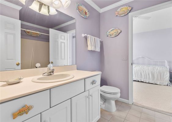 Bathroom, Dual Sink Vanities, Interior