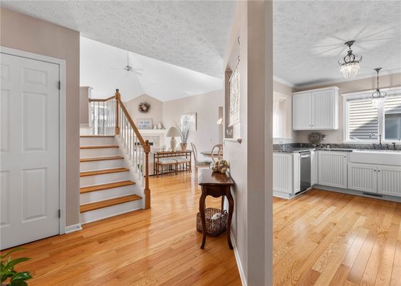 Dining room, Interior, Kitchen, Pendant Lights, Wood Texture Flooring