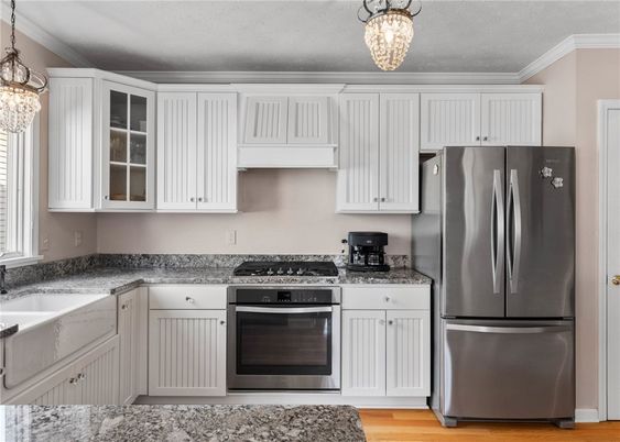 Chandelier, Interior, Kitchen, Pendant Lights, Stainless Steel Appliances, Wood Texture Flooring