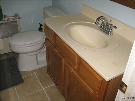 Bathroom, Interior, Tile Countertops