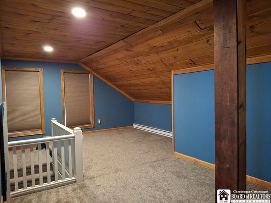 Empty room, Interior, Recessed Lighting, Wooden Ceilings, Wooden Walls