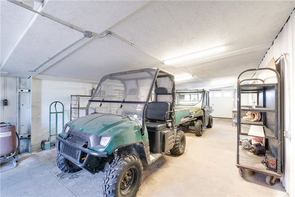 Garage, Interior