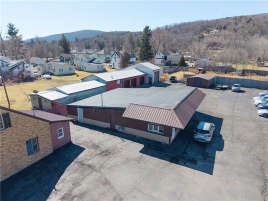 Exterior, Drone