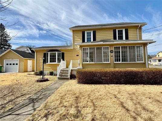 Detached Garage, Exterior, Facade, American Foursquare