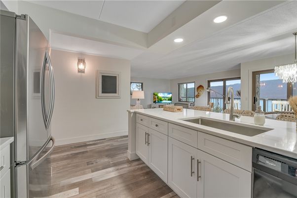 Chandelier, Interior, Kitchen, Recessed Lighting, Wood Texture Flooring