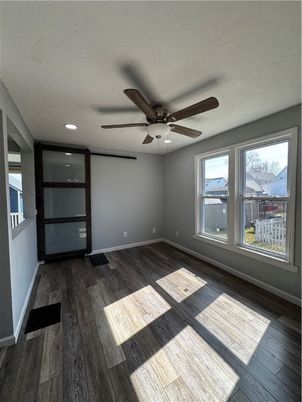 Empty room, Interior, Recessed Lighting, Wood Texture Flooring