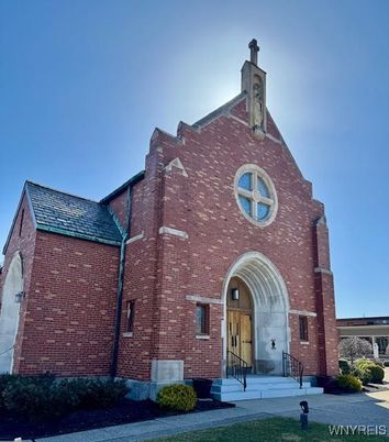 Exterior, Facade, Brick Facade, Tudor Revival